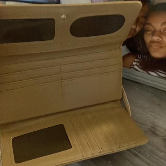 Wallet - Picture 2 of 3